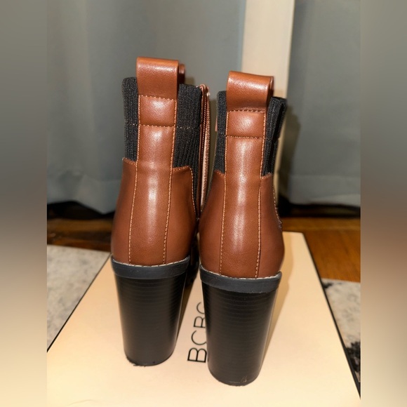 BCBGeneration Booties size 7M - Picture 5 of 7